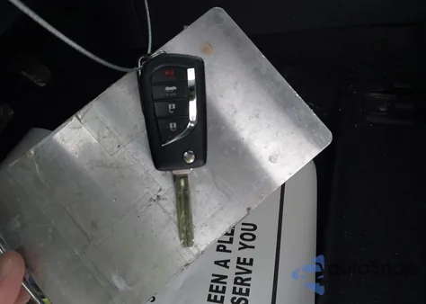 2021 Toyota Corolla Se from USA, damaged, VIN 5YFS4MCE2MP065746